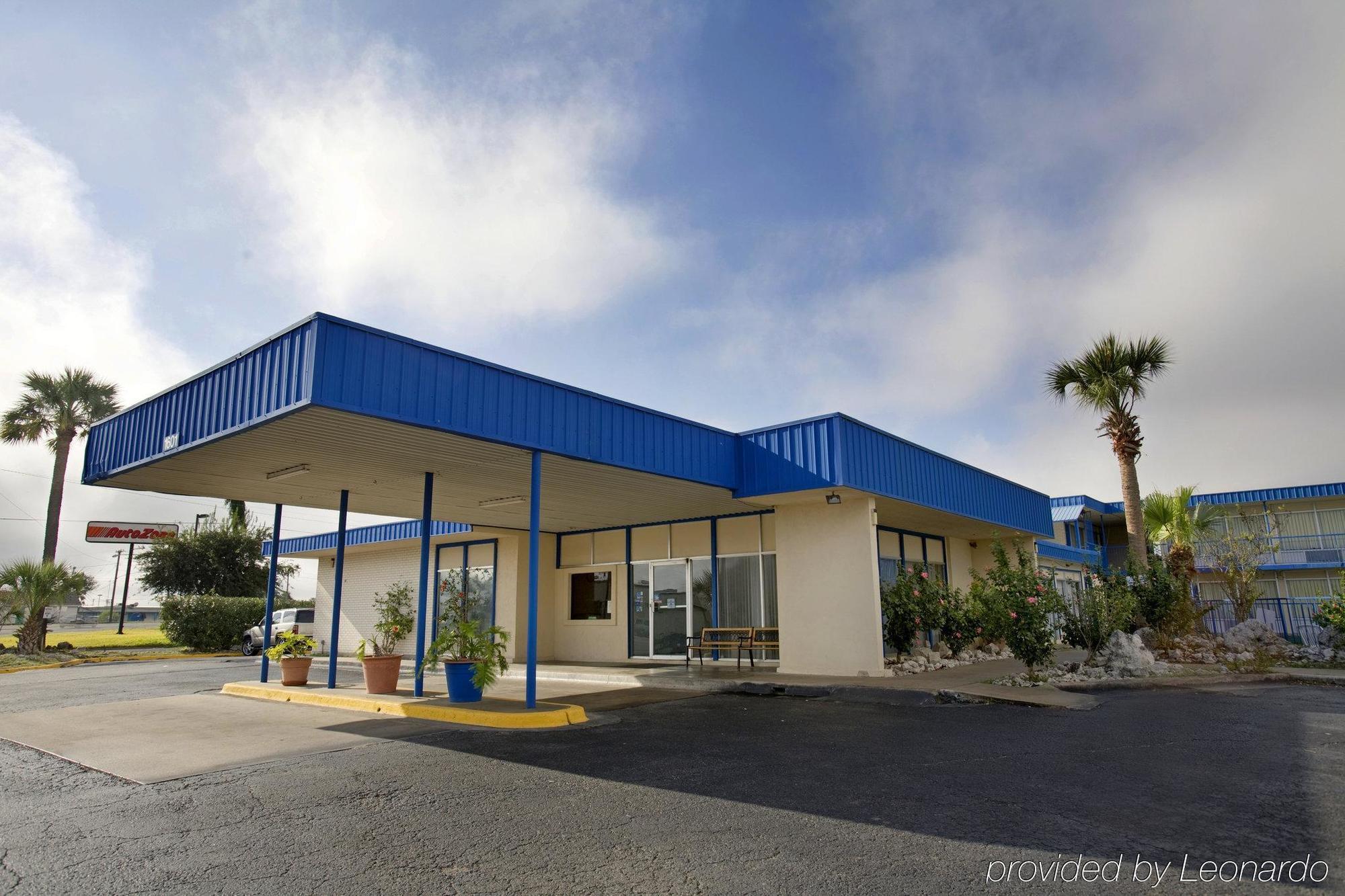 Executive Inn & Suites Beeville Εξωτερικό φωτογραφία