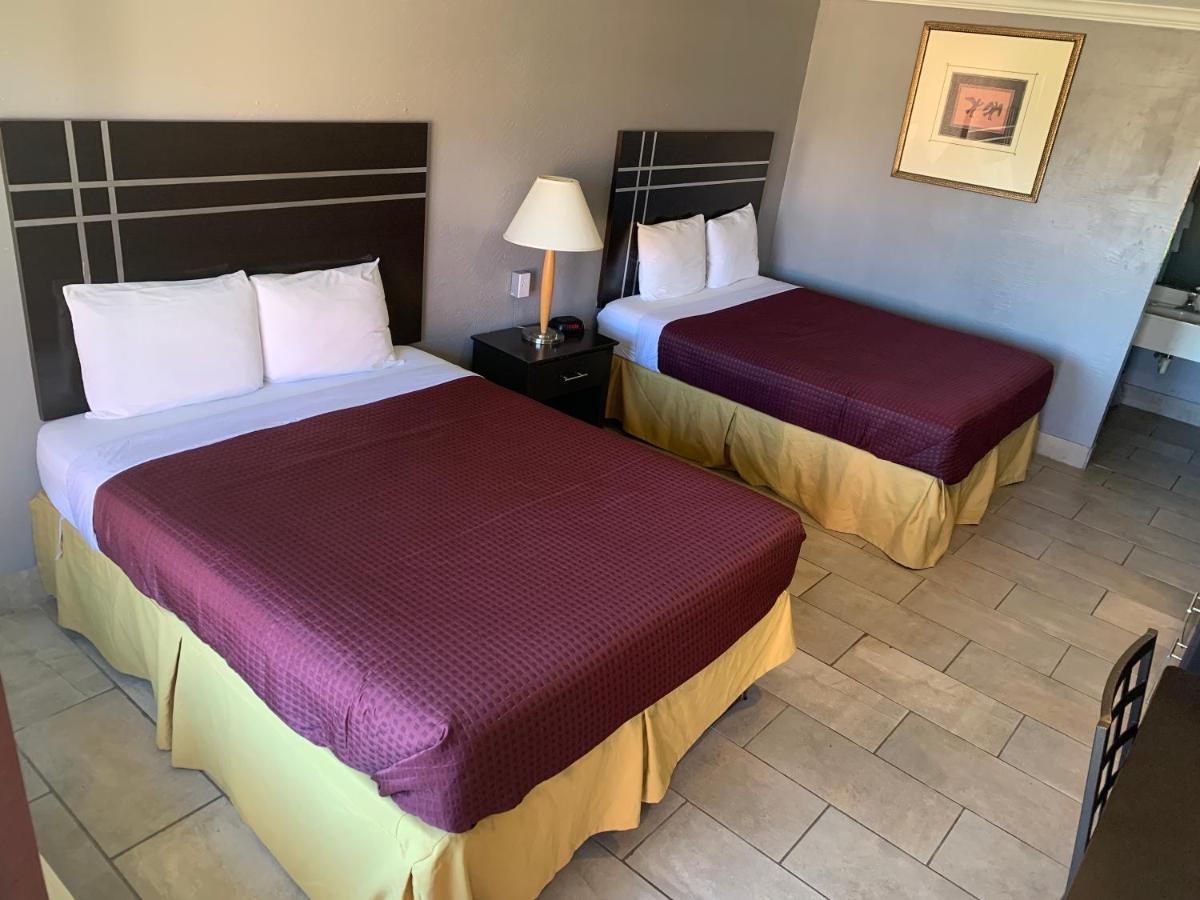 Executive Inn & Suites Beeville Εξωτερικό φωτογραφία